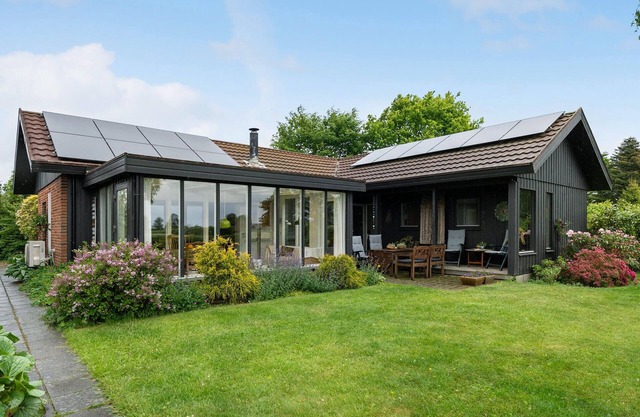 2 bedroom lovely home in Odder