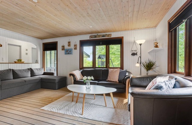 2 bedroom lovely home in Skagen