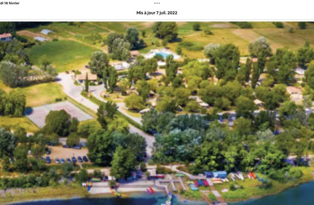 2-bedroom mobile home sleeps 4-6 in a 3* family campsite in the Verdon gorges