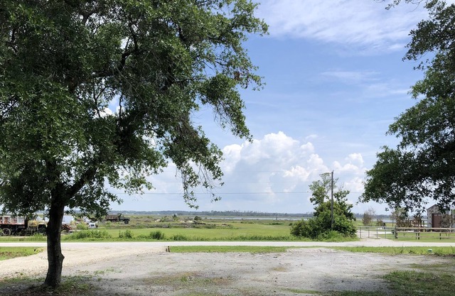 2 bedroom newly remodeled mobile home near Cape Lookout