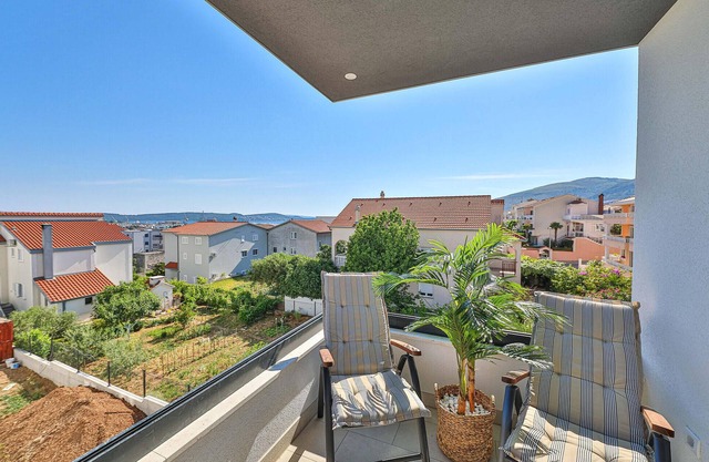 2 bedroom nice apartment in Trogir