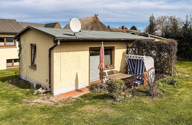 2 bedroom nice home in Mariendorf
