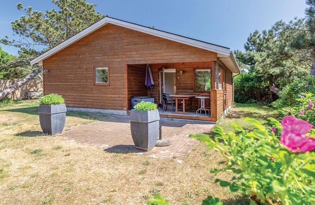 2 bedroom nice home in Nykøbing Sj