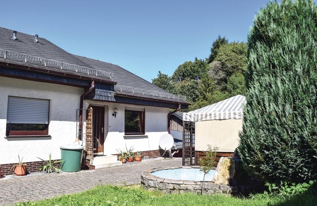 2 bedroom nice home in Sellerich