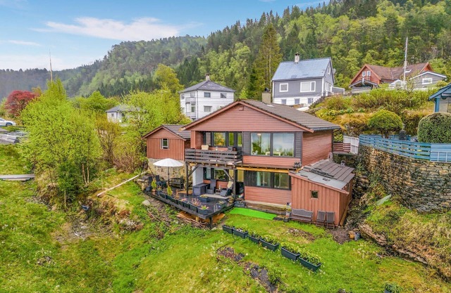 2 bedroom nice home in Fana