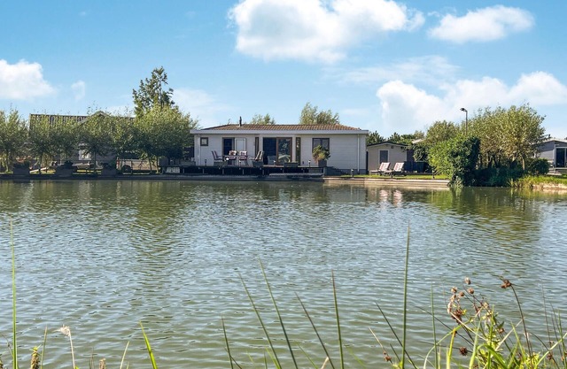 2 bedroom nice home in Molenschot