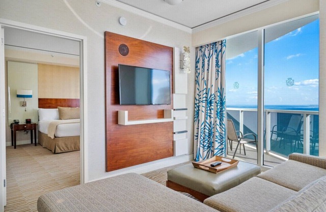 2-Bedroom Ocean View Apartment with Kitchen in Luxury Beach Resort