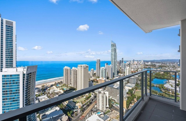 2 Bedroom Ocean View High Floor Family Unit