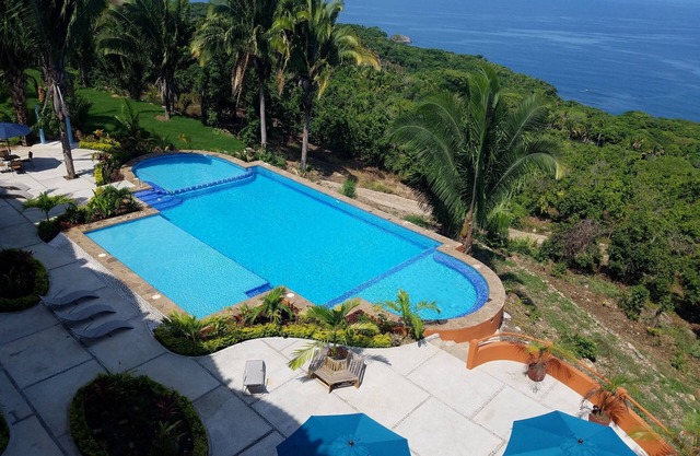 2-Bedroom Ocean View Condo 208. Stays of 1 month or more, get discounted rates!