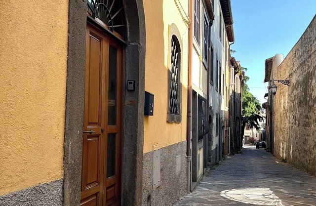 2 Bedroom Private vacation home in Montefiascone