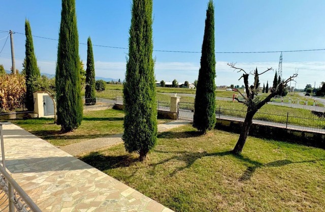 2 bedroom private vacation home in tuscany
