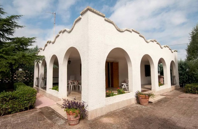 2 bedroom private vacation home in puglia