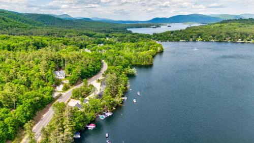 2 Bedroom Rental on Squam Lake (Unit 4)