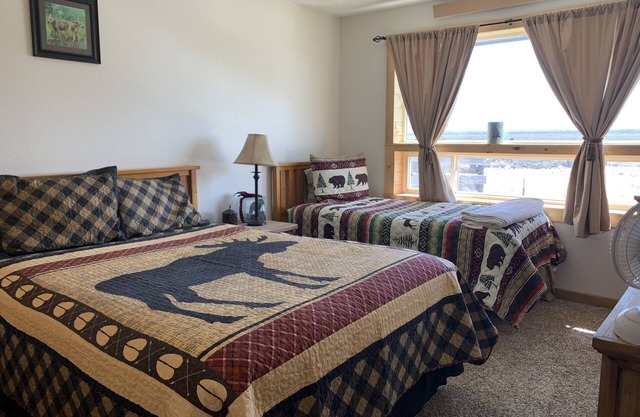 2 bedroom retreat in Moose Capitol in Colorado!