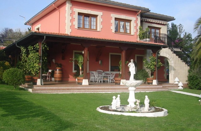 2 bedroom single house