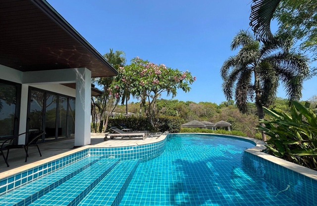 2 Bedroom Seaview Baan Eng Fah villa