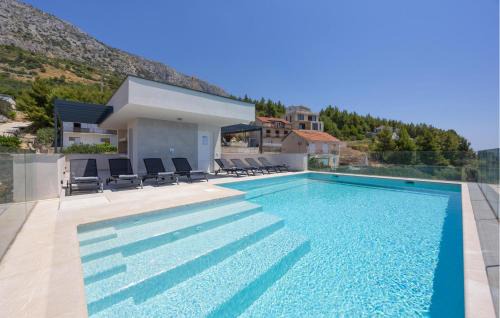 2 Bedroom Stunning Apartment In Stanici