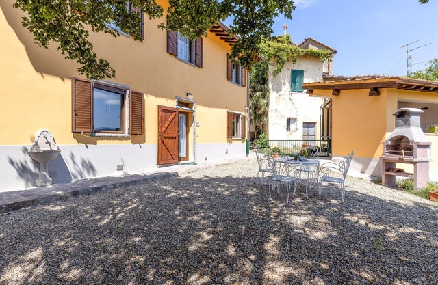 2 bedroom stunning home in Case Lori