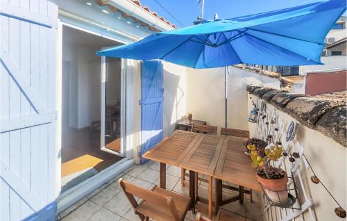 2 Bedroom Stunning Home In Abeilhan