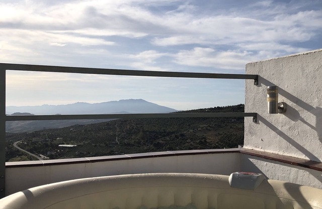 2 bedroom terrace apartment with stunning views