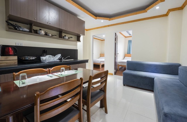 2 Bedroom Unit w/Breakfast for 2