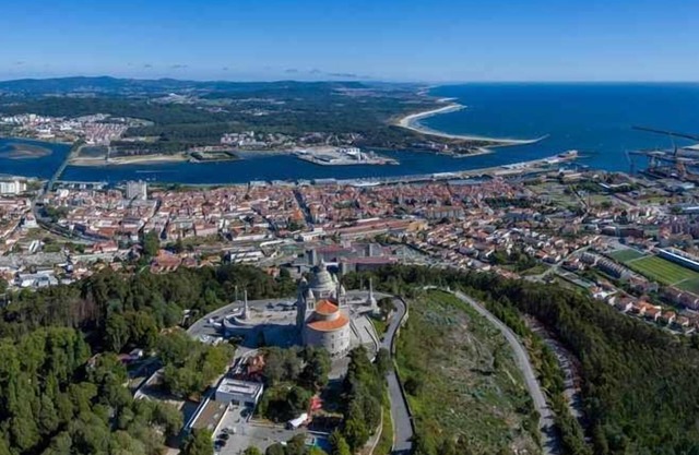 2 bedroom villa, close to the beach and mountain