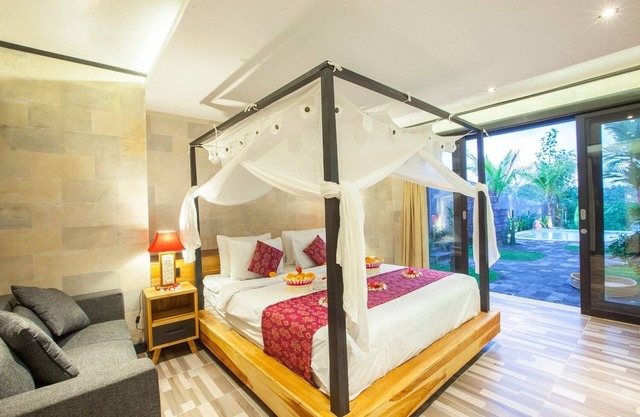 2-Bedroom Villa with Stunning Green View, Private Pool, and Private Kitchen