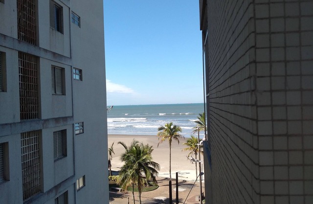 2-bedroom waterfront apartment with Wi-Fi Ocian