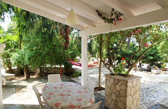 2 bedrooms apartement with furnished garden and wifi at Torre Guaceto 1 km away from the beach