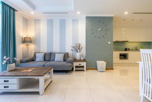 2 Bedrooms in Landmark 2 city view