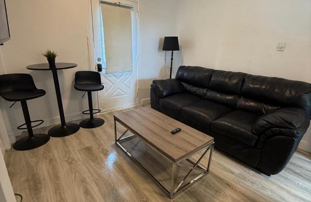 2 bedrooms near Verdun C005