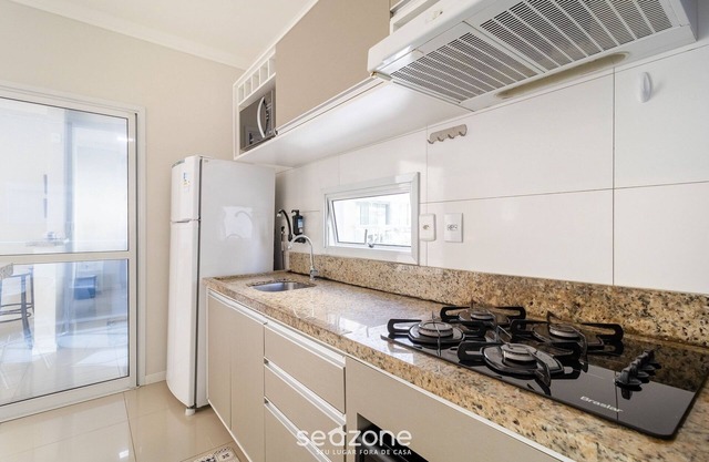 2 Bedroooms Apt w/BBQ 500m From the Beach Pts0101