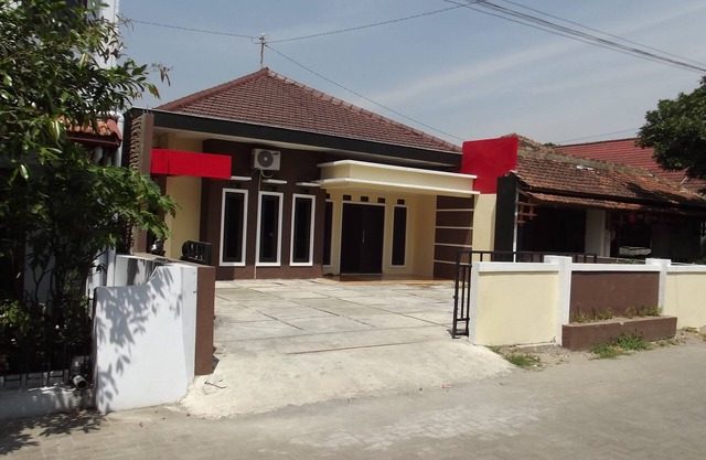 2 BR House Near Hartono Mall and Monjali