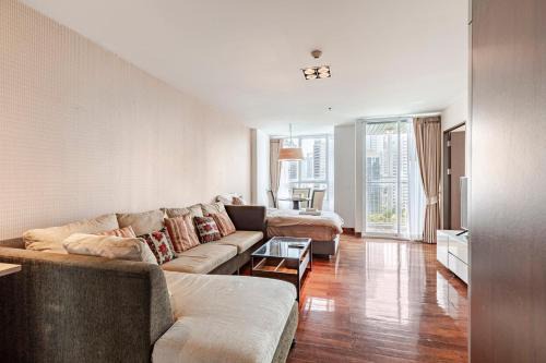 2 BR in Downtown BTS Chitlom BKK