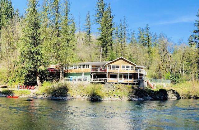 2 cabins for the price of one and Starlink wifi.