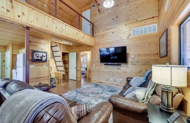 2-Cabins One-Acre Lighted Forest Private Shooting Range