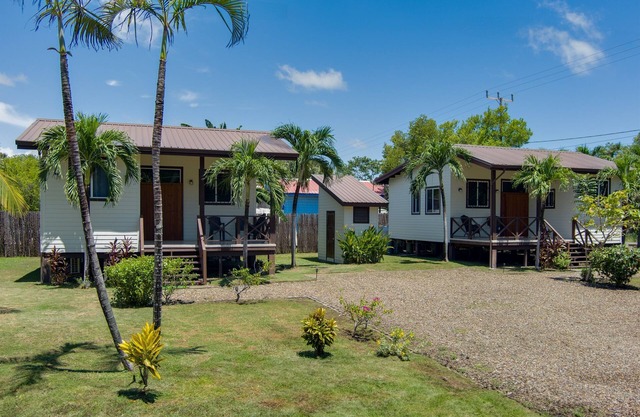 2 Casitas w/Full Kitchens, Located in Maya Beach