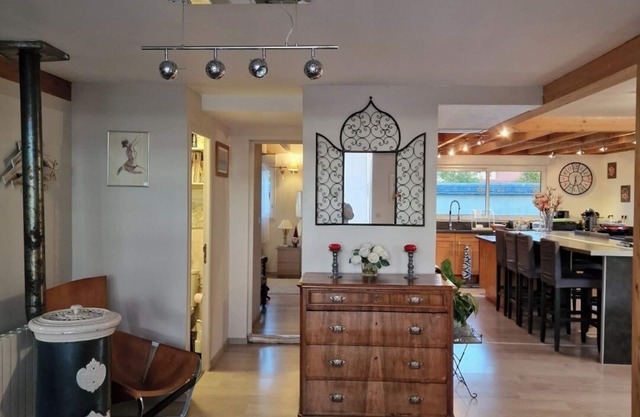 2 Chambres 2 SDB WC et Accès Pièce de vie