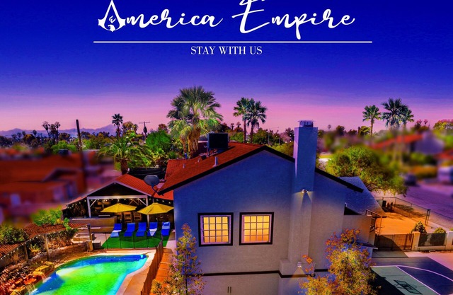 2-Connected Villas Luxury Vacation Villa 5,250sqft with FREE Heated pooln