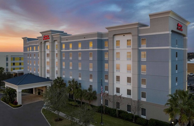 2 Connecting Suites at a Hotel