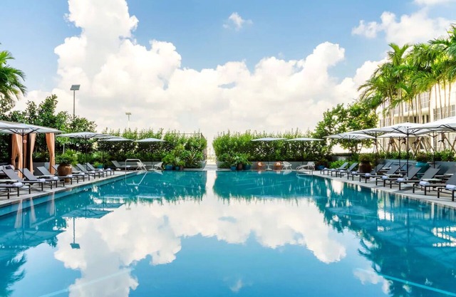 2 Cosmopolitan Units near Miami's Finest Arts | Pool, Fitness, Tennis Court