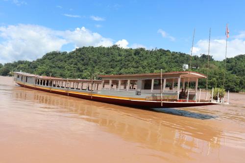 2 days Mekong cruise package with Mekong Lover Cruise from Houay Xay to Luang Prabang or Mekong cruise from Luang Prabang to Huay Xai - Thailand