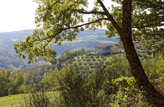2 ENCHANTING FLATS COMPOSING A LOVELY HILLTOP VILLA+ PRIVATE POOL FOR MAX 9 PAX