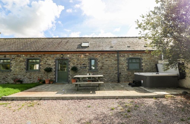 2 Fenton Home Farm