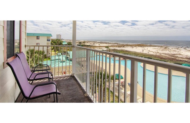 2 FREE beach chairs!*DIRECT GULFFRONT end unit-top floor!1 bd 1ba GSPCondos#3301