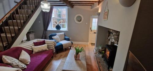 2 Guests - Pet Friendly Stone Cottage in Sleaford