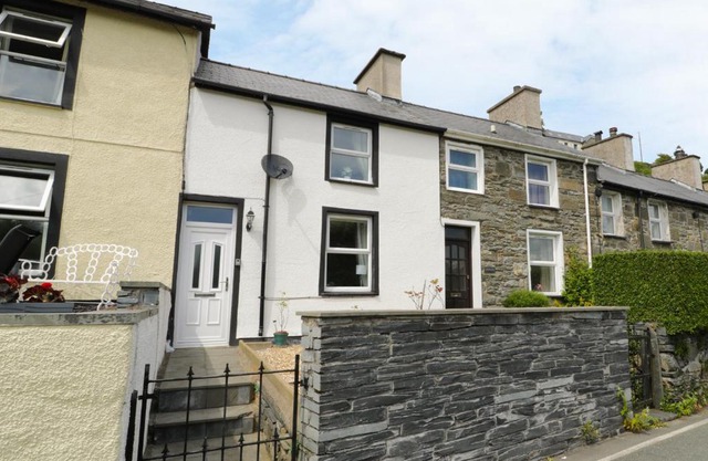 2 Holland Terrace