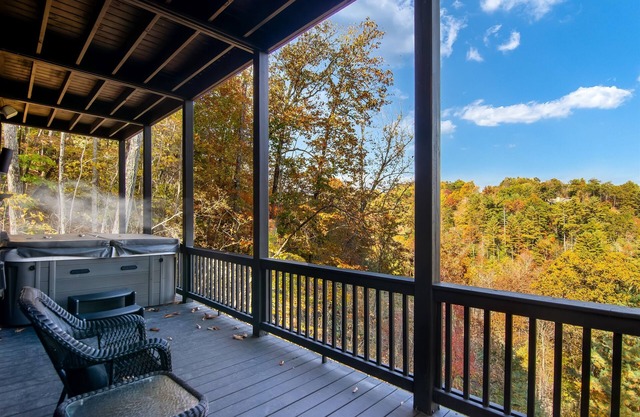 2 Masters + Theater + Sauna + Mtn Views + Hot Tub