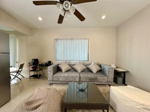 2 mins to SRT I Urban Hideaway near Park
