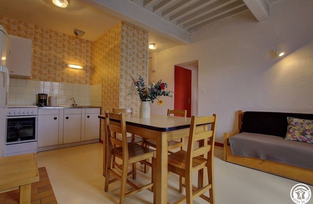 2 Peronnes 1er - Plateau D'hauteville